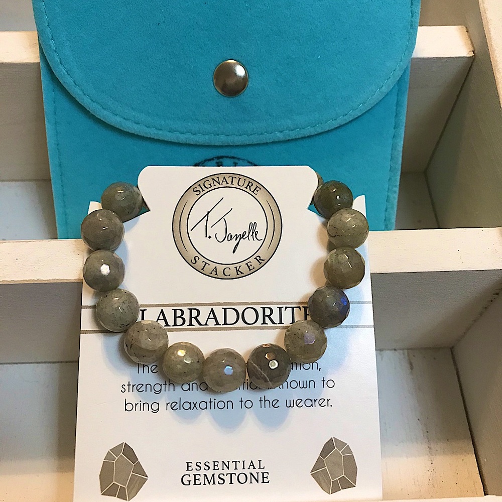 T.Jazelle Gemstone bracelet